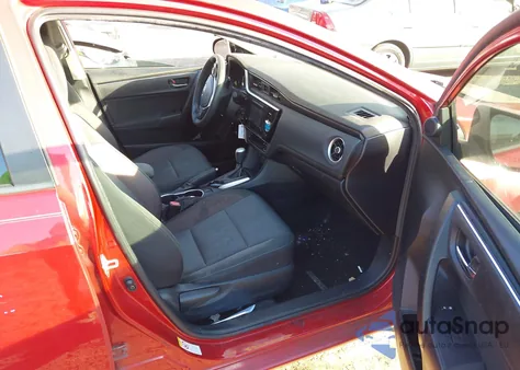 2017 Toyota Corolla Le z USA, uszkodzony, nr VIN 2T1BURHE7HC752300